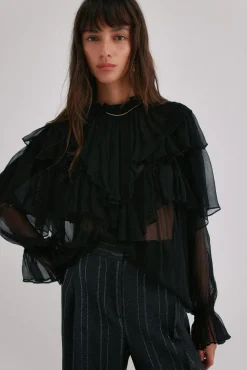 Giulia. Blusa romântica