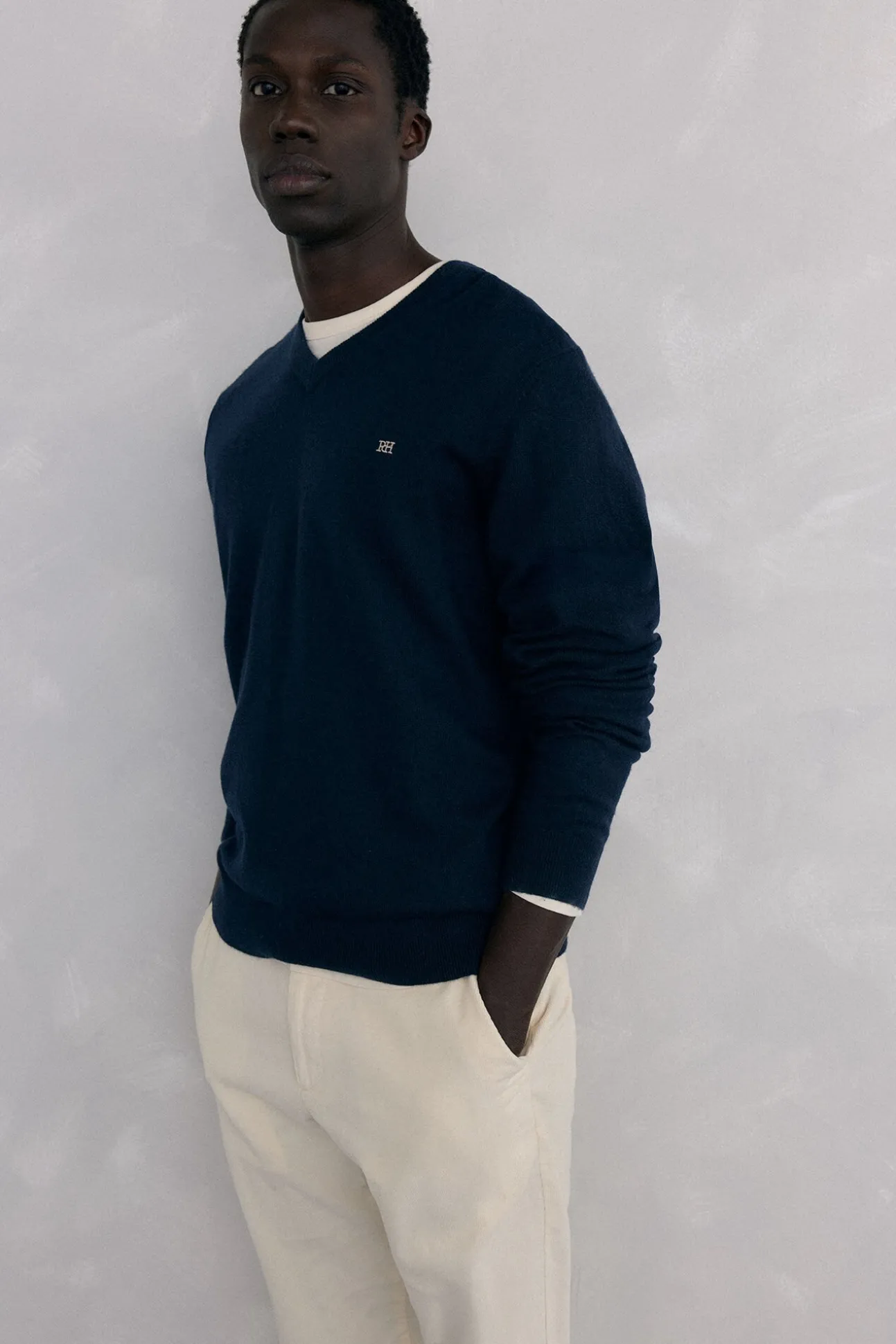 Gola de lã merino e cashmere com bico