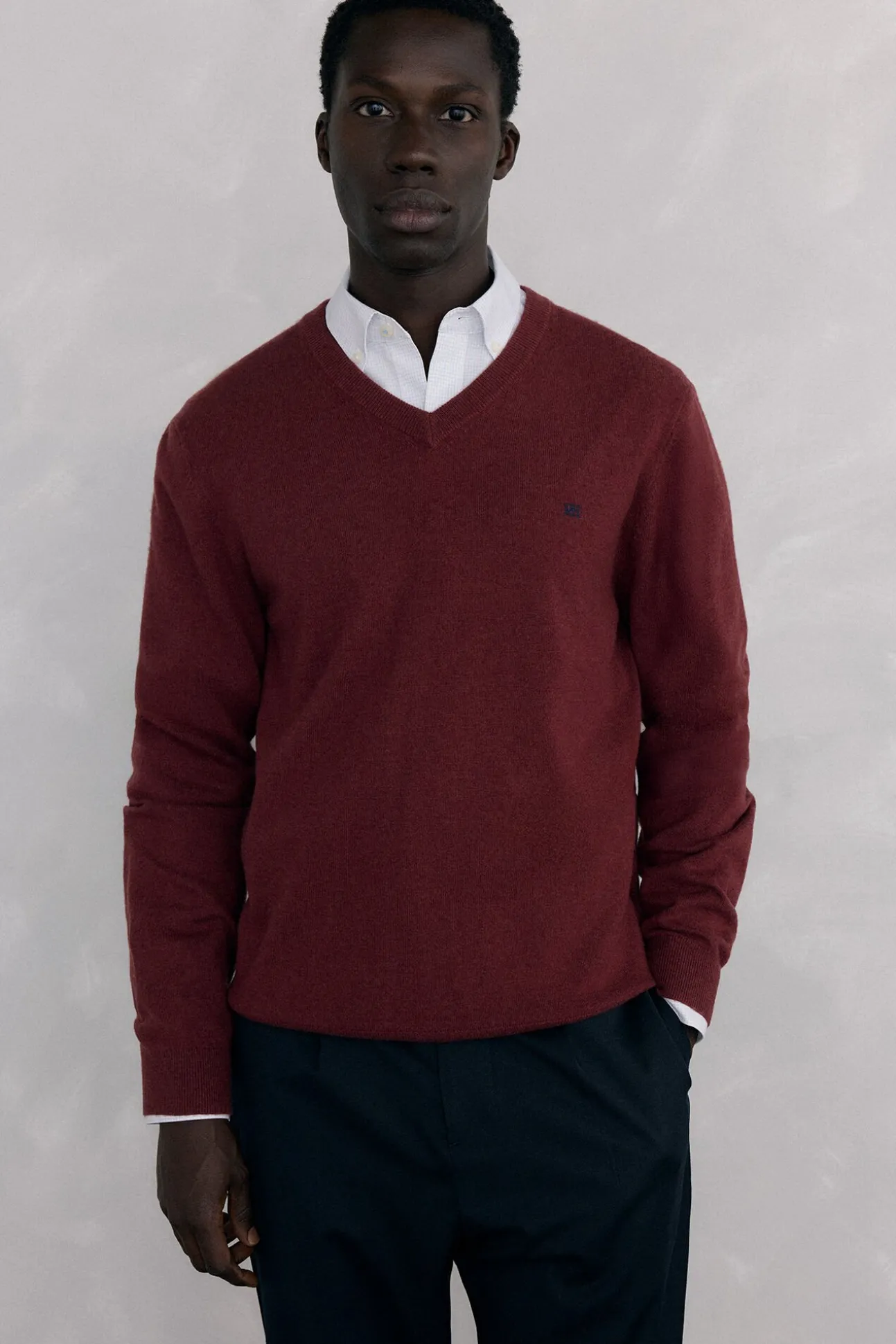 Gola de lã merino e cashmere com bico