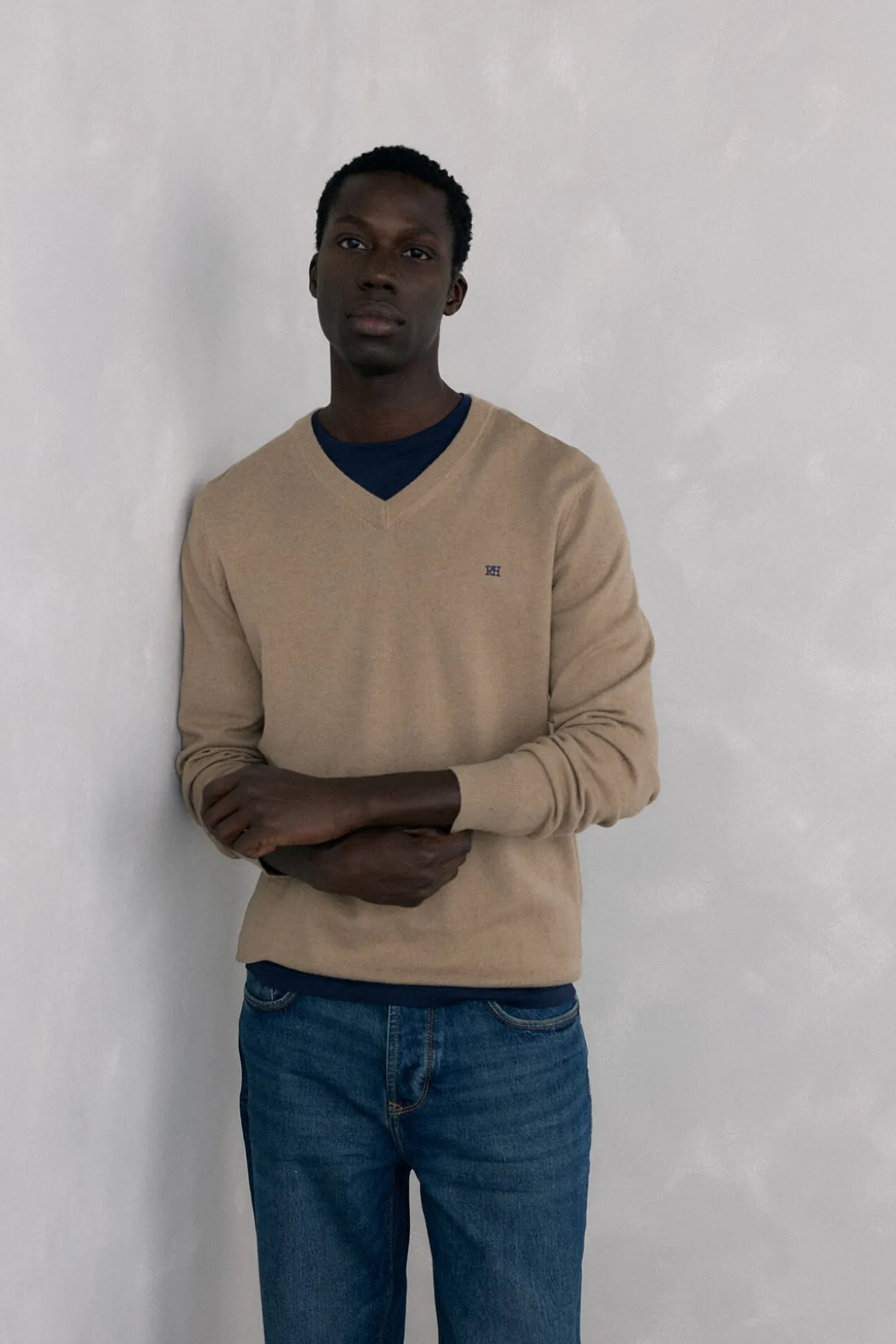 Gola de lã merino e cashmere com bico