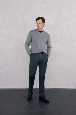 Gola de lã merino e cashmere com bico