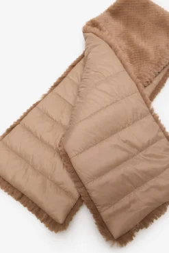 Gola de pele reversível