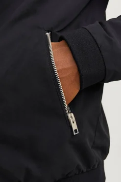 Jaqueta bomber com gola