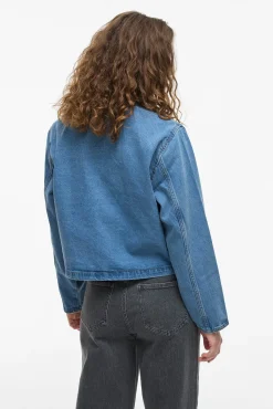 Jaqueta jeans abotoada
