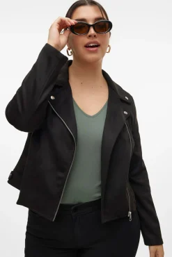 Jaqueta plus size com efeito pele