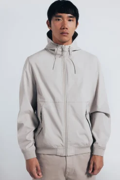 Jaqueta softshell com capuz