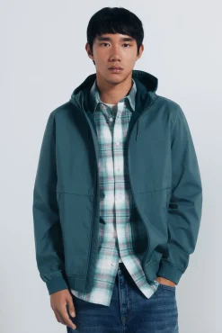 Jaqueta softshell com capuz