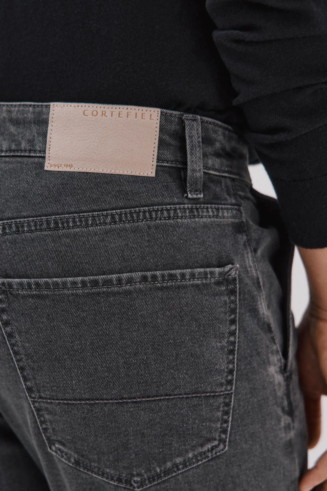 Jeans com corte afunilado