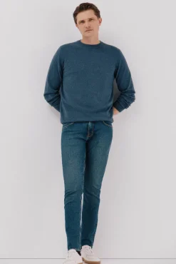 Jeans corte ajustado