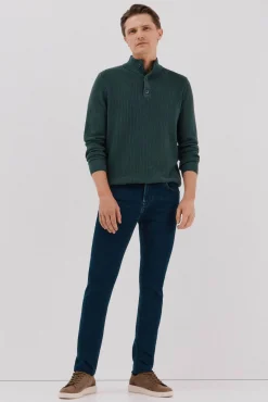 Jeans corte ajustado