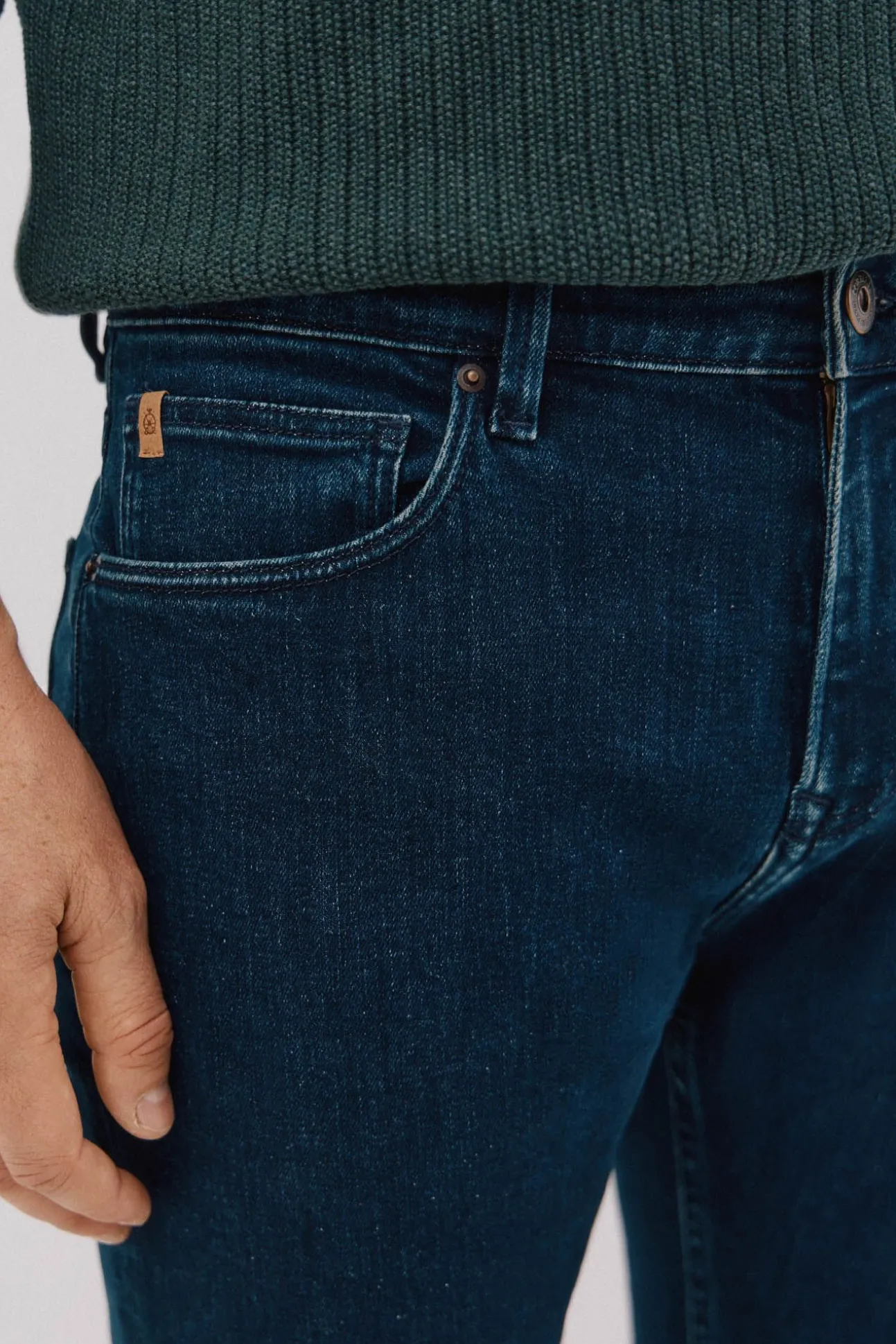 Jeans corte ajustado