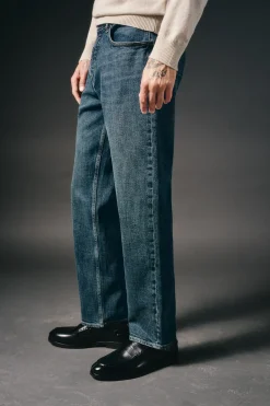 Jeans corte reto