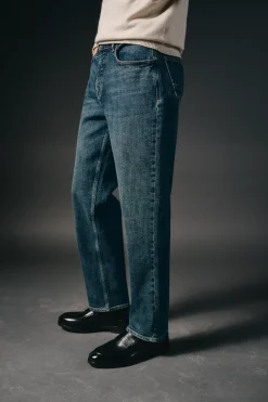 Jeans corte reto