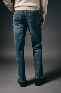 Jeans corte reto