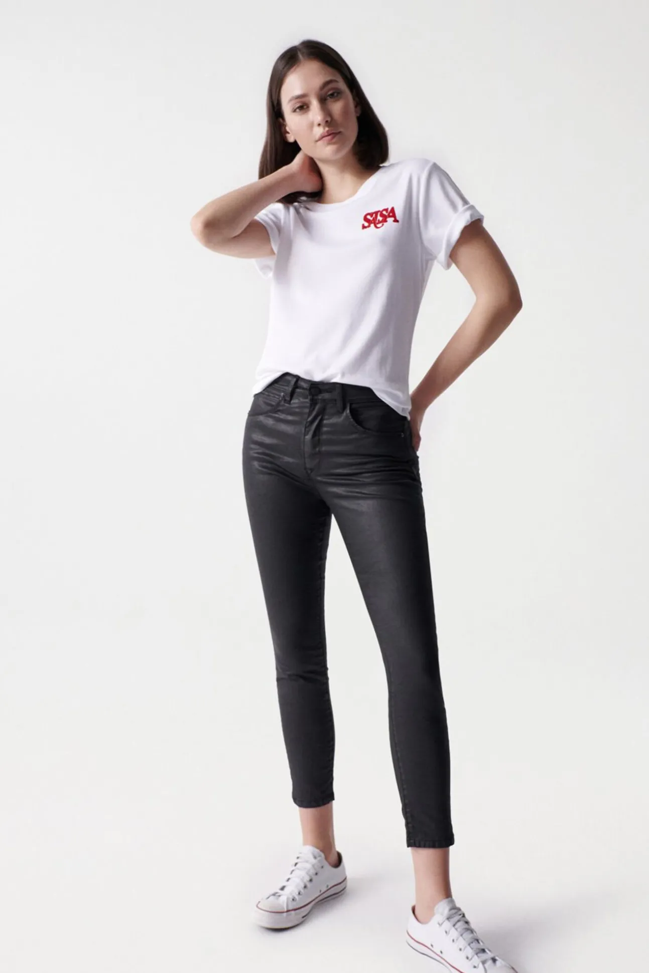 Jeans faith push in cropped com efeito coating