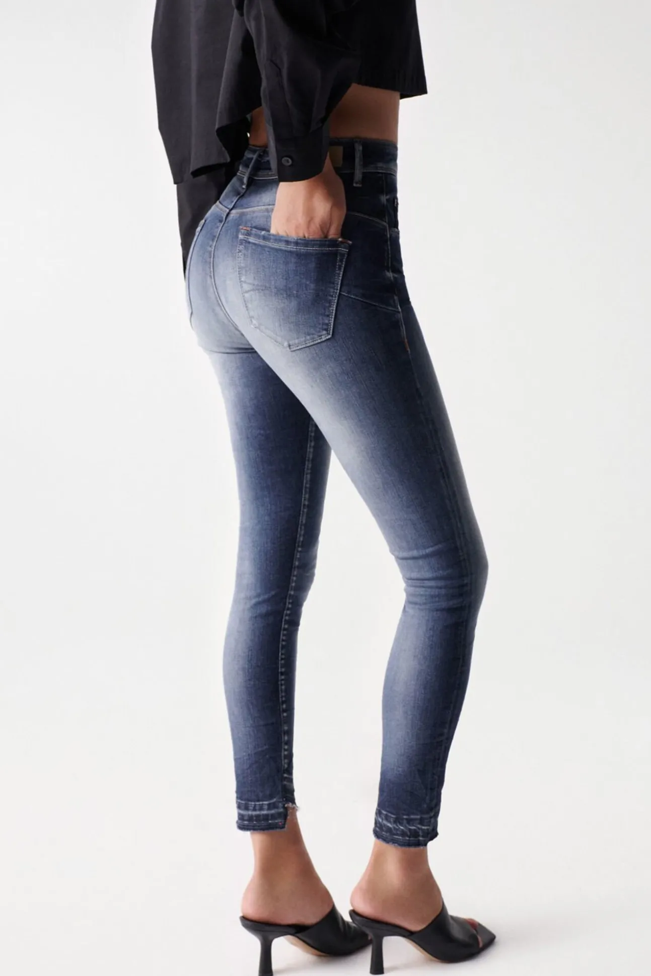 Jeans faith push in cropped lavagem premium