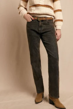 Jeans marrom tingido