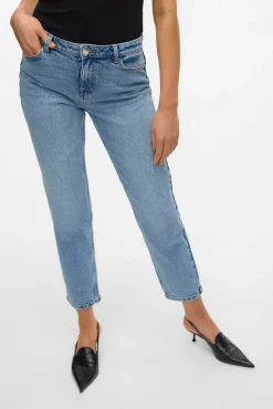 Jeans retas de cintura média