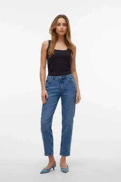 Jeans retas de cintura média