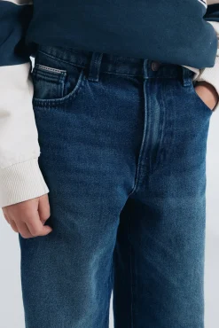 Jeans reto para meninos