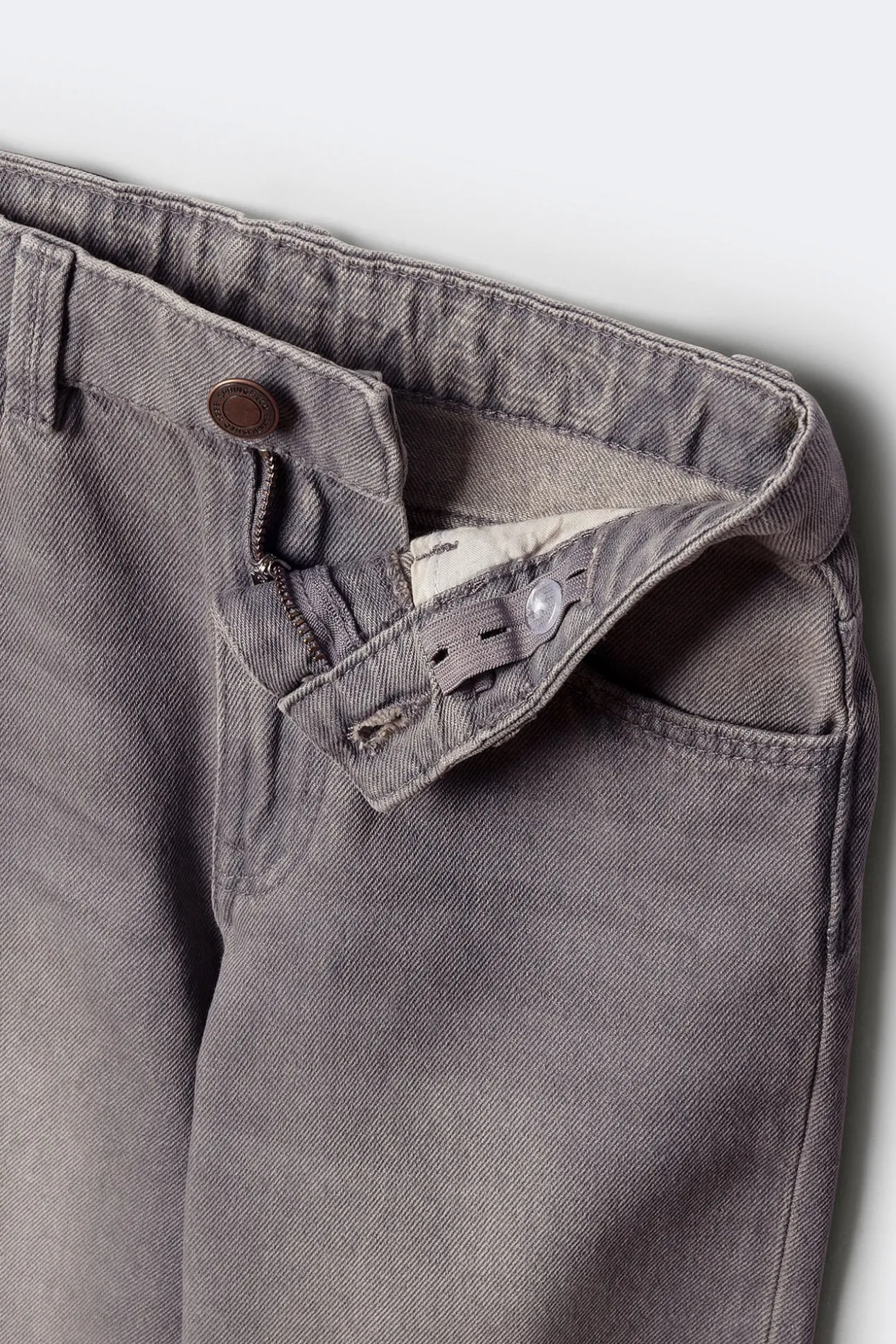 Jeans reto para meninos