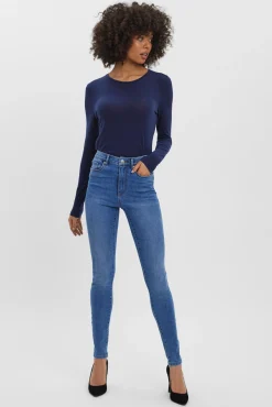 Jeans skinny de mulher com cintura alta
