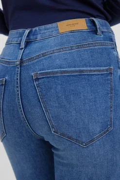 Jeans skinny de mulher com cintura alta