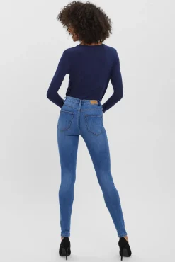 Jeans skinny de mulher com cintura alta