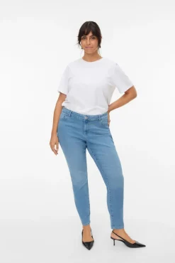 Jeans skinny tamanho grande