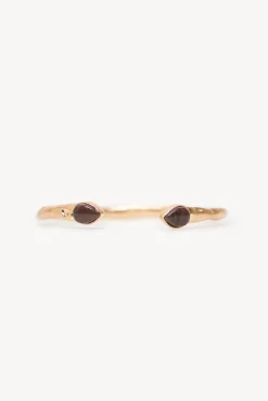 Leslie. Pulseira de pedra banhada a ouro