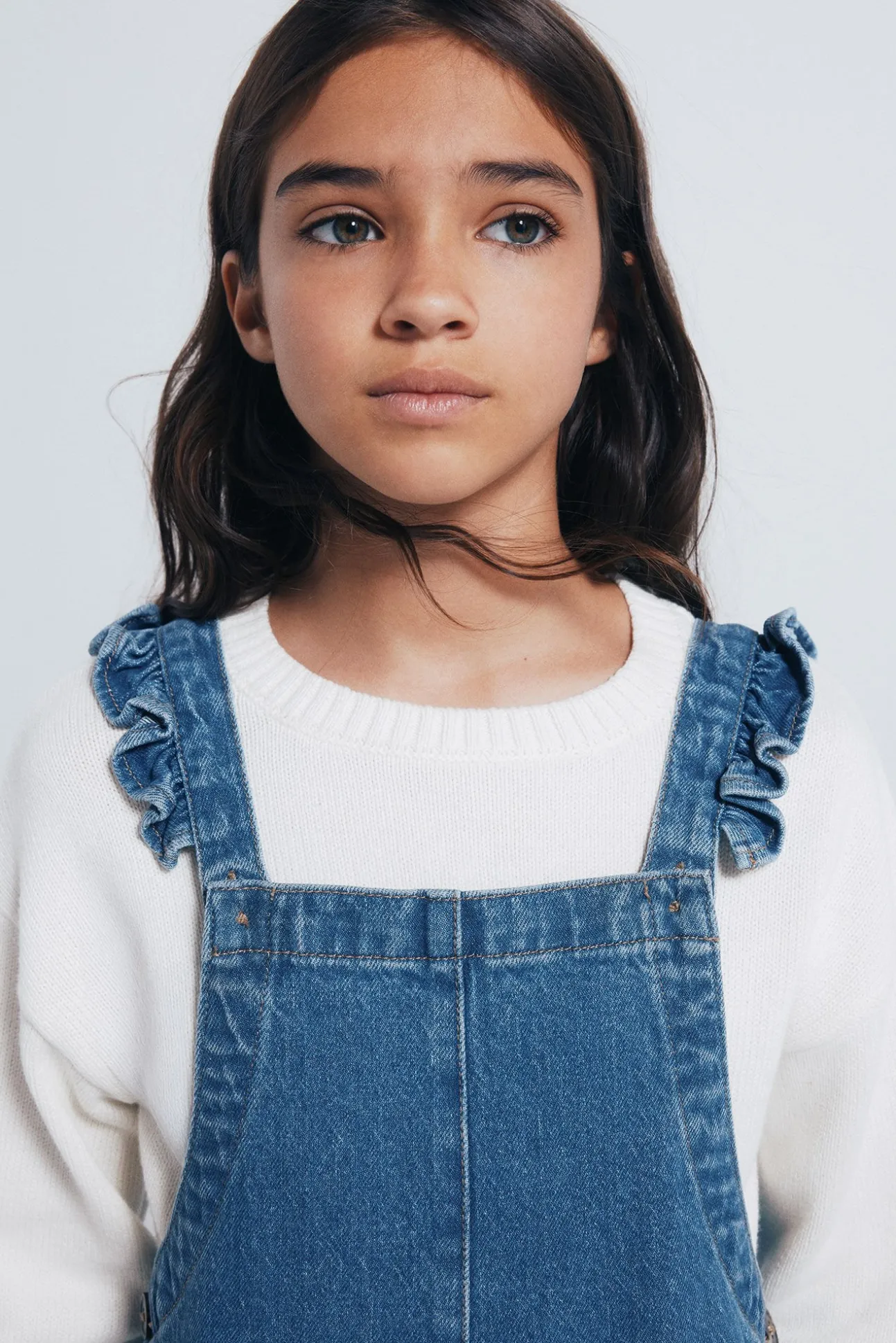 Macacão jeans longo para meninas