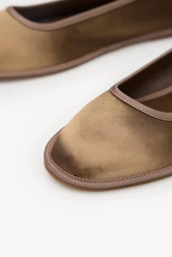 Maira. Persianas venezianas de cetim