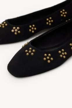 Maitane. Bailarinas de croute com tachas