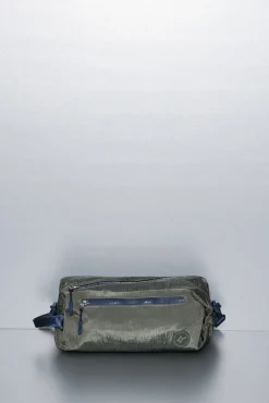 Mala de ombro em nylon cáqui acetinado