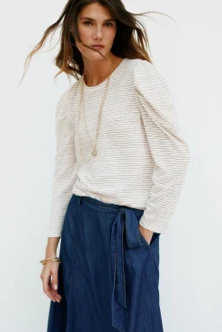 Milena. Camiseta riscas