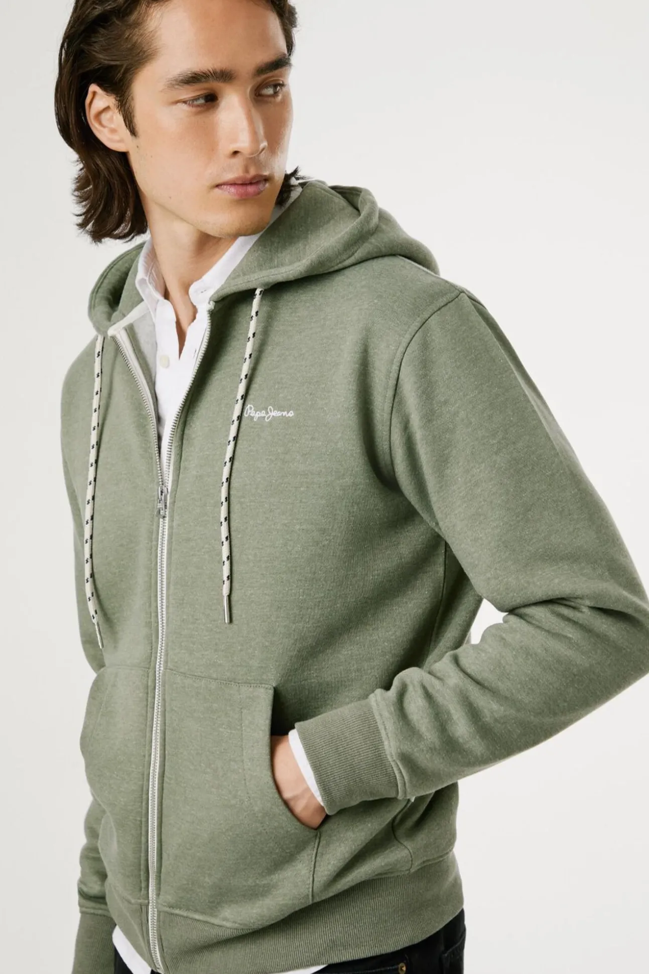 Moletom com Sweatshirt e zíper