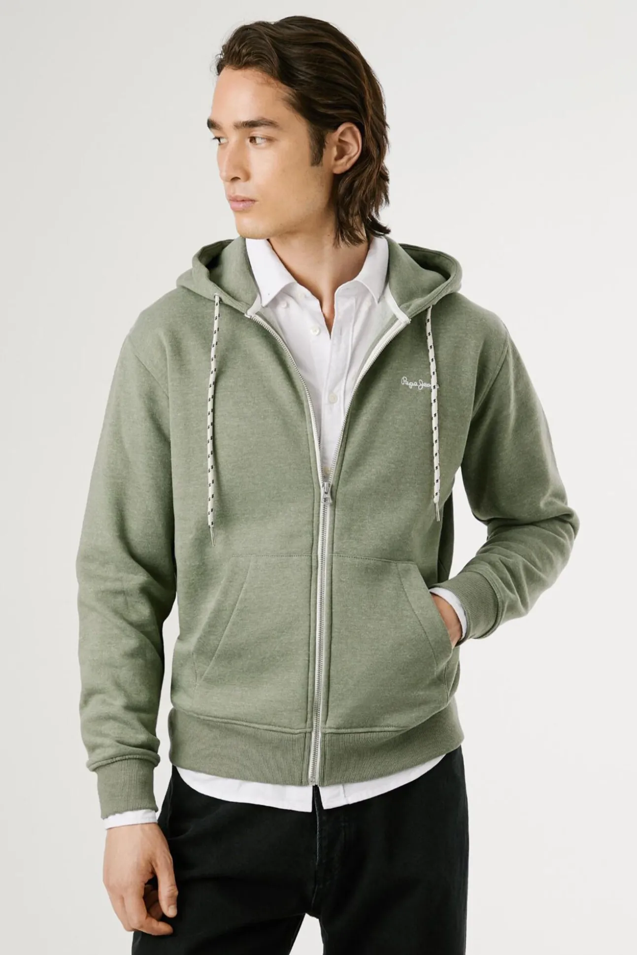 Moletom com Sweatshirt e zíper