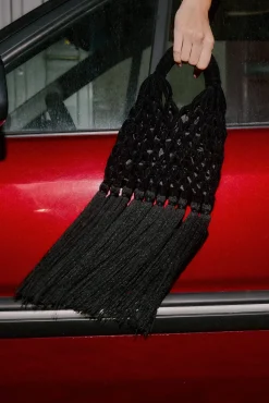 Naroa. Bolsa de crochet de veludo