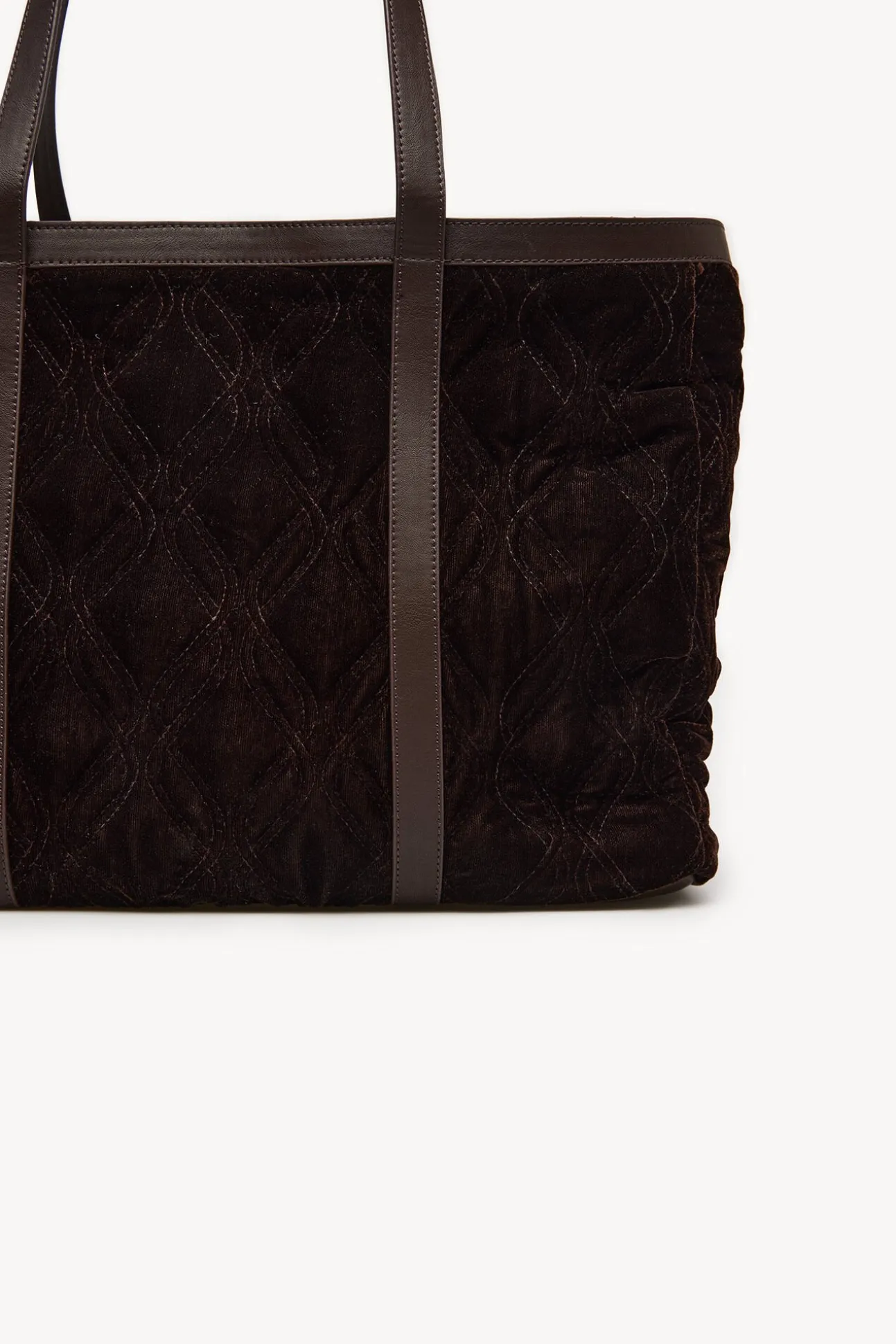 Neila. Bolsa de compras de veludo