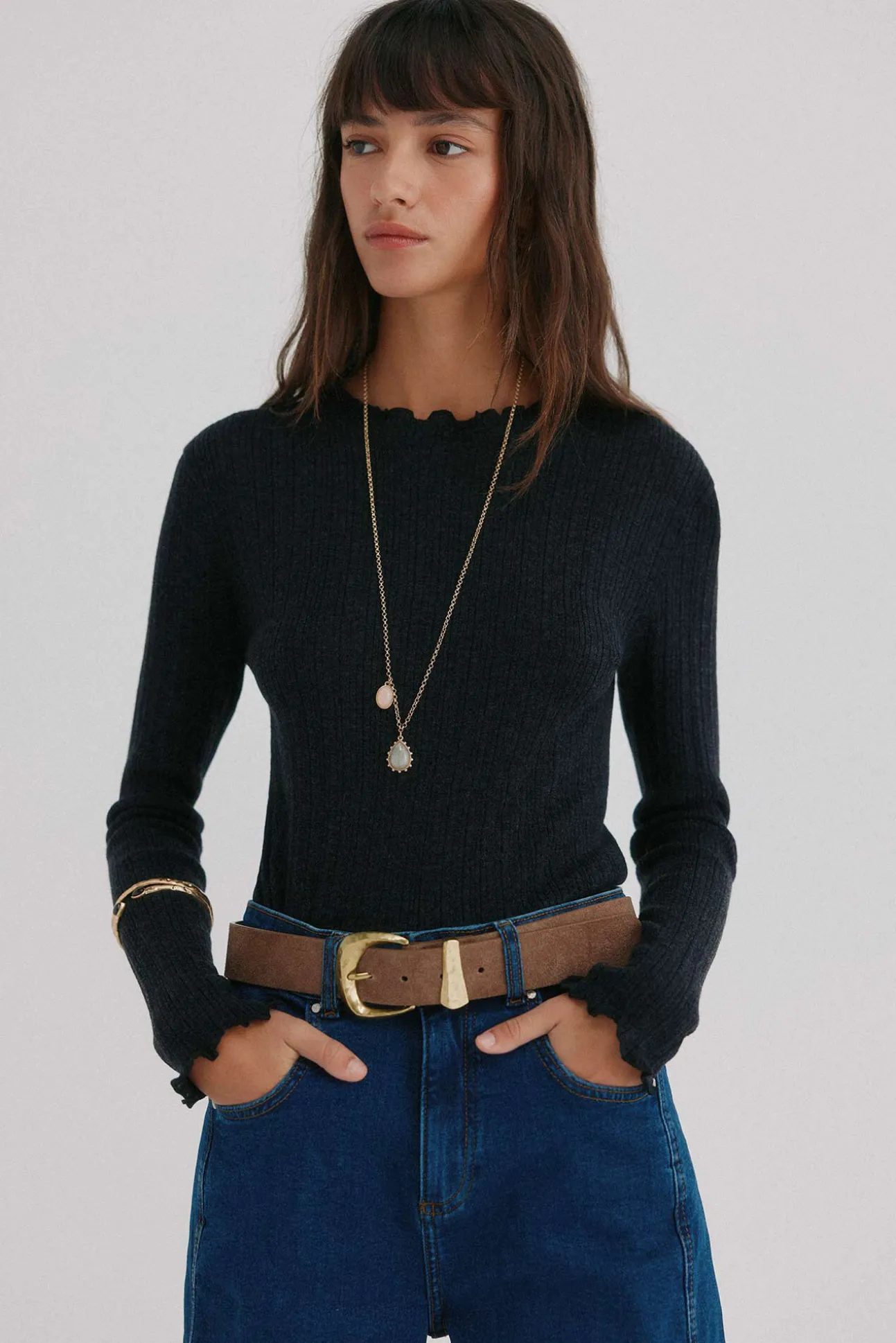 Nidia. Top com detalhe de ondas