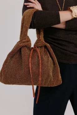 Nora. Bolsa de veludo com contas