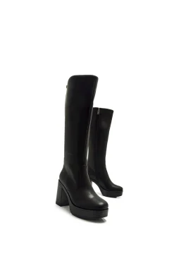 Nova bota alta 67
