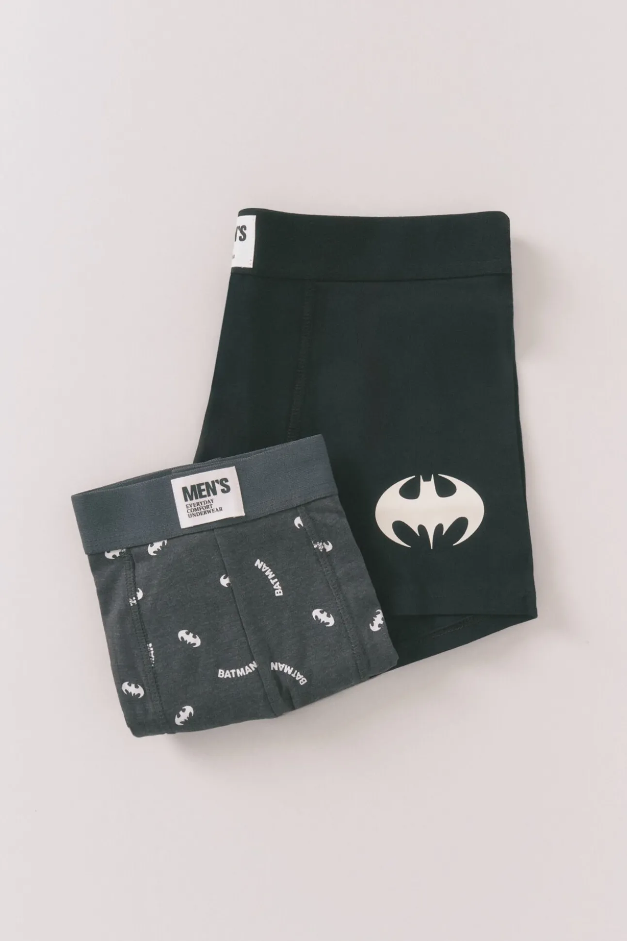 Pacote com 2 boxers cinza do Batman