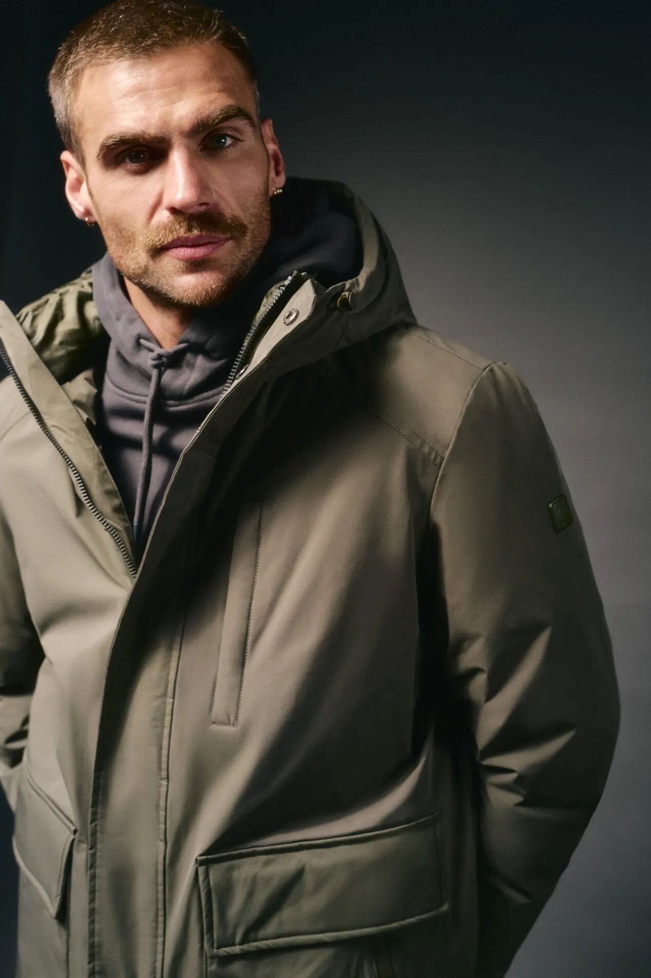 Parka acolchoada capuz