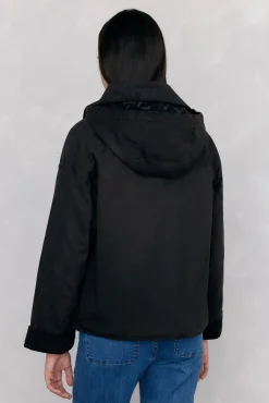 Parka acolchoada em tecido encerado