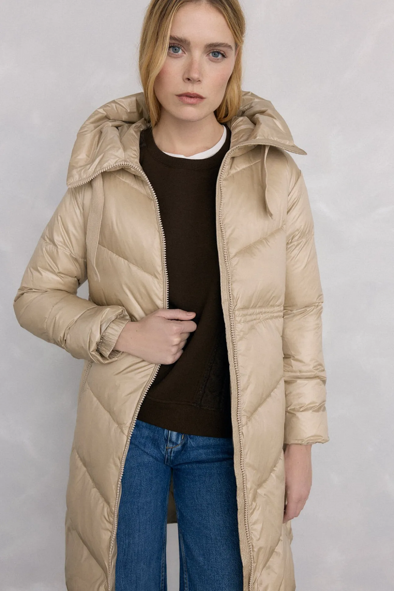 Parka comprida capuz