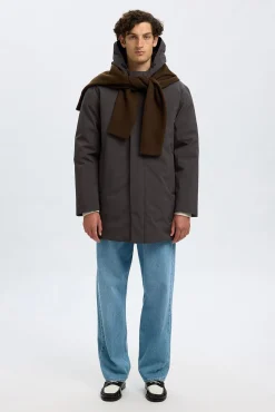 Parka impermeável com capuz