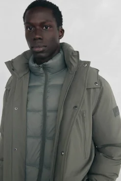 Parka longa com capuz e vista