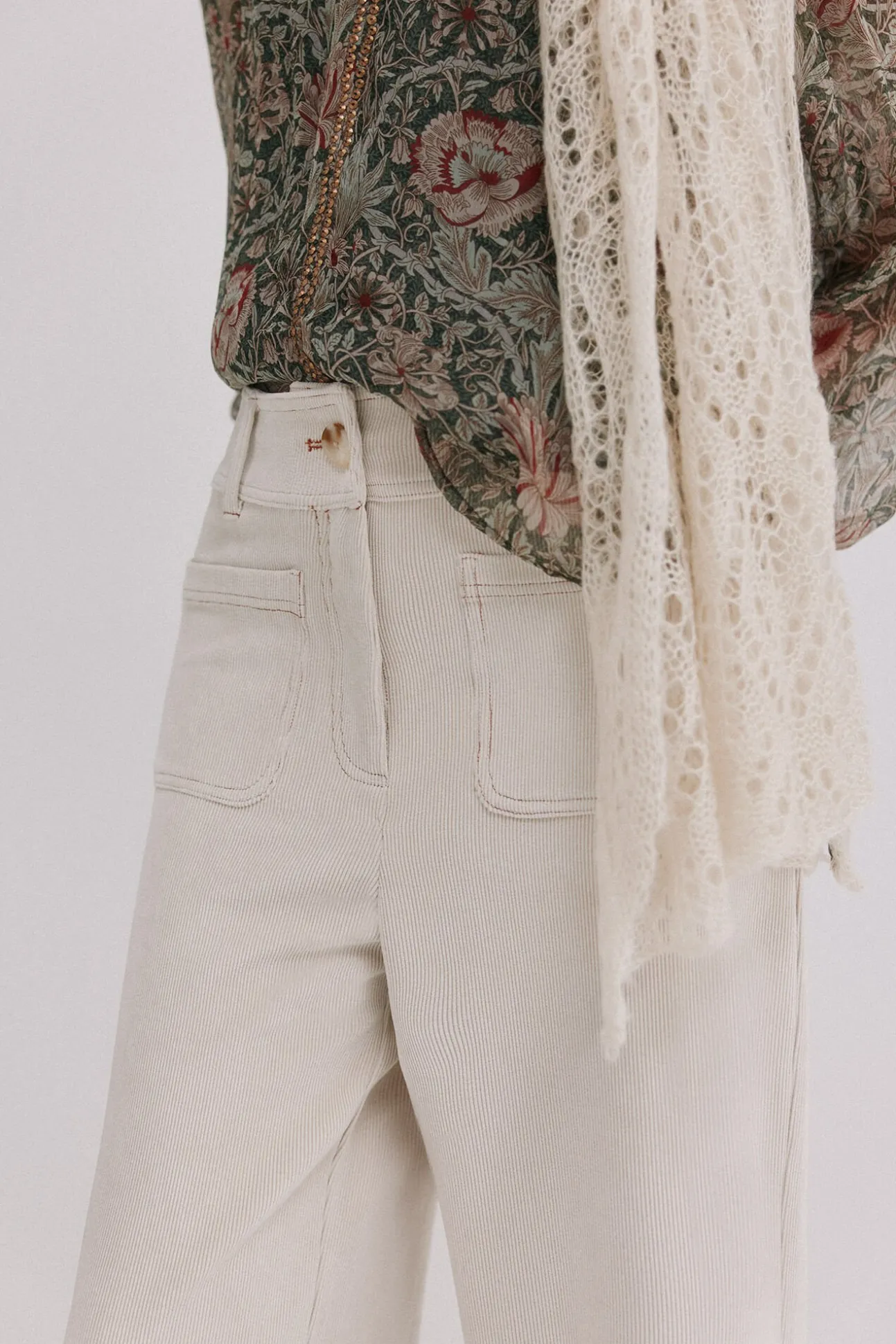 Payton. Calça de veludo cotelê