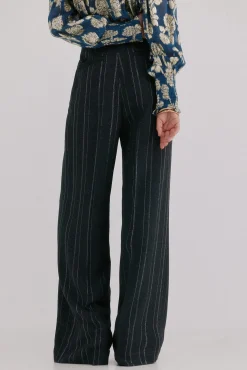 Pietra. Riscas calça
